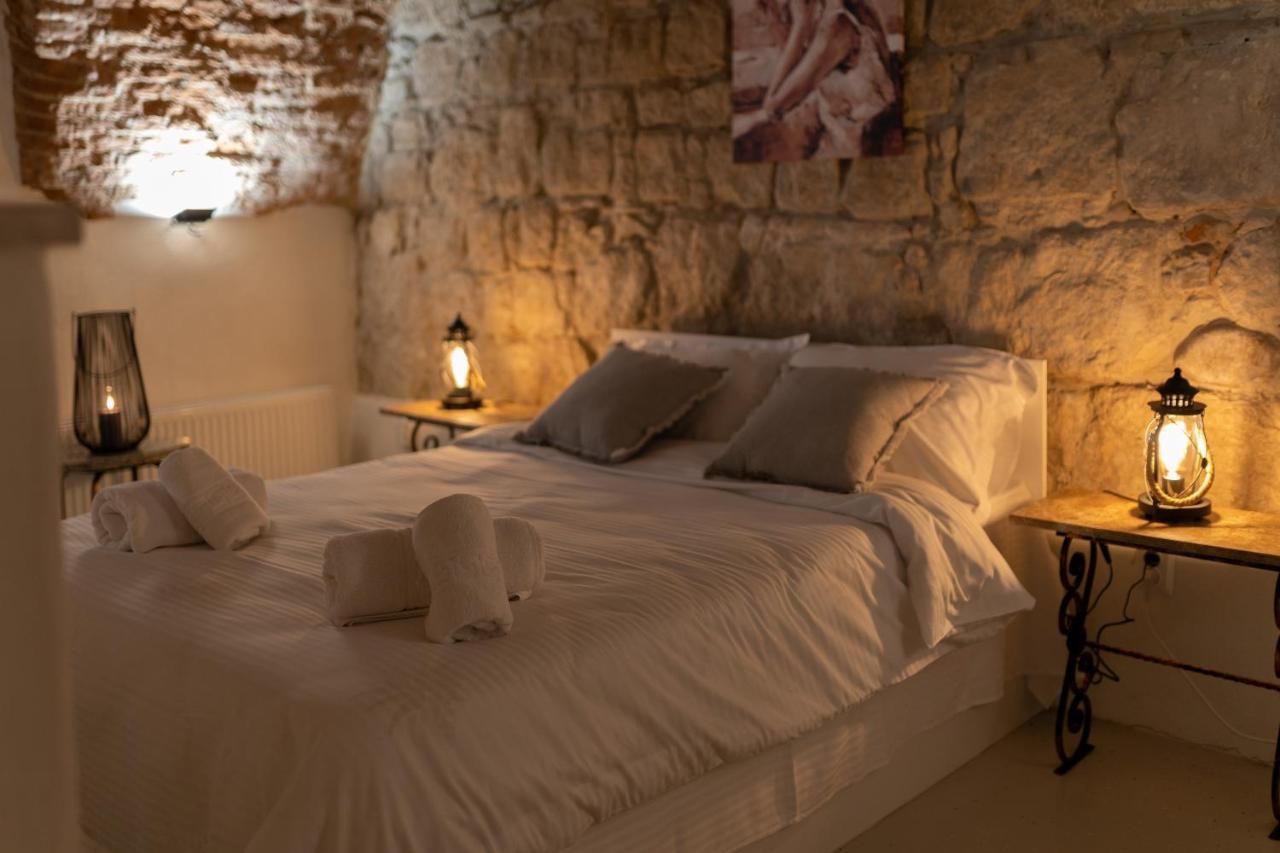Apartament 5* Luxury In Unirii Square. Kluż-Napoka Zewnętrze zdjęcie